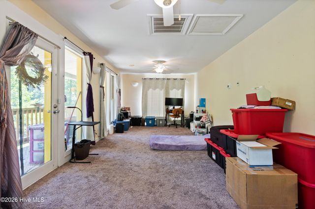 1205 Shelter Creek Drive, Burgaw, NC 28425