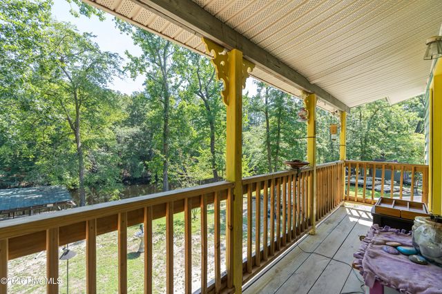 1205 Shelter Creek Drive, Burgaw, NC 28425
