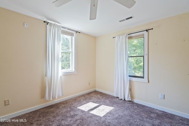 1205 Shelter Creek Drive, Burgaw, NC 28425