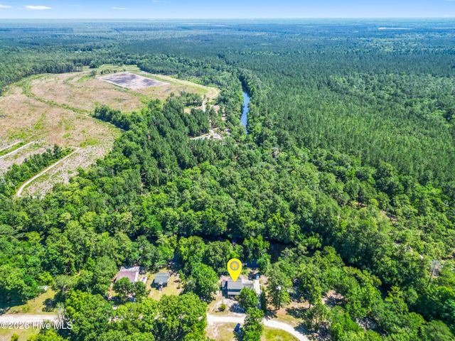 1205 Shelter Creek Drive, Burgaw, NC 28425