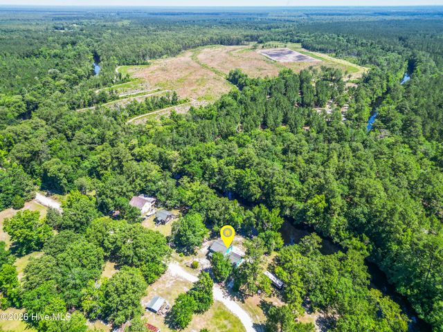 1205 Shelter Creek Drive, Burgaw, NC 28425