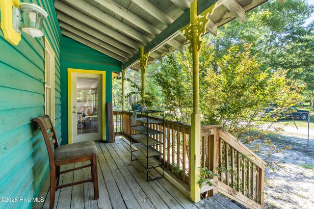 1205 Shelter Creek Drive, Burgaw, NC 28425
