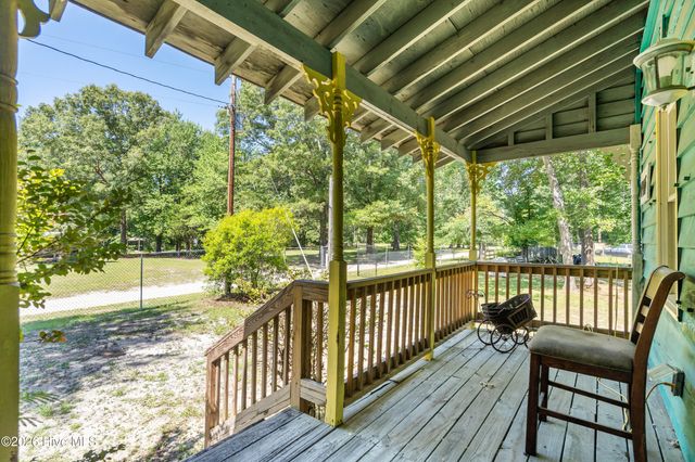 1205 Shelter Creek Drive, Burgaw, NC 28425