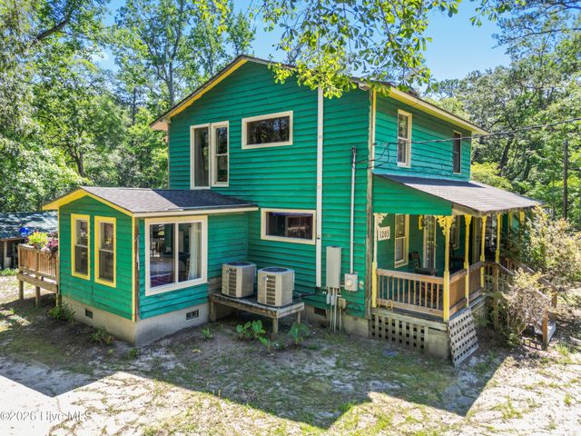 1205 Shelter Creek Drive, Burgaw, NC 28425