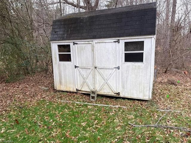 731 Pallie Watlington Road, Yanceyville, NC 27379