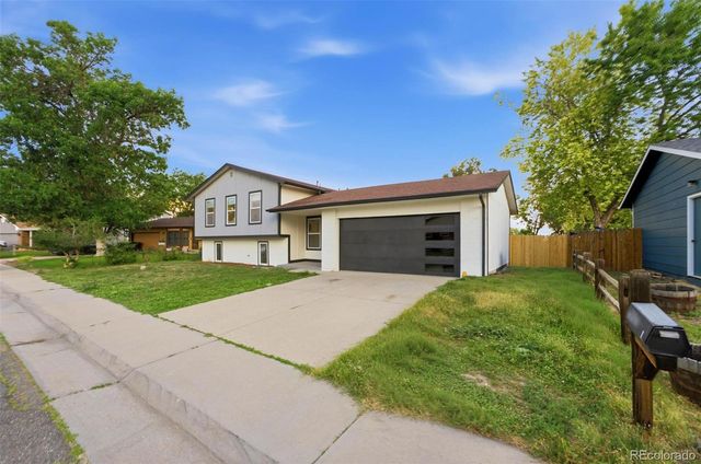 8479 W 75th Way, Arvada, CO 80005