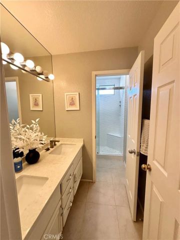 8 Crystalglen, Aliso Viejo, CA 92656