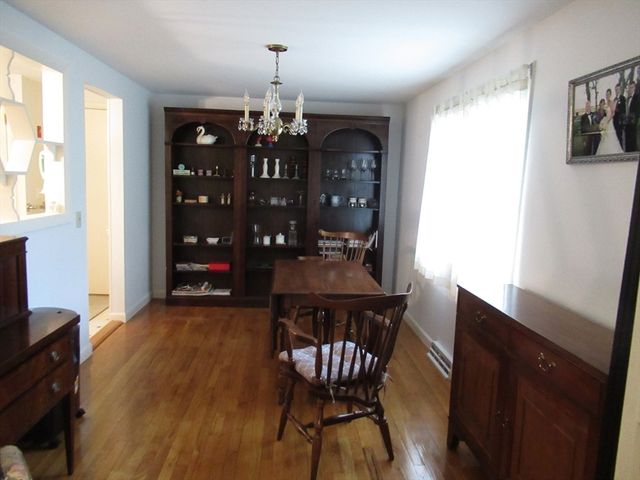39 Phyllis Dr, Yarmouth, MA 02664