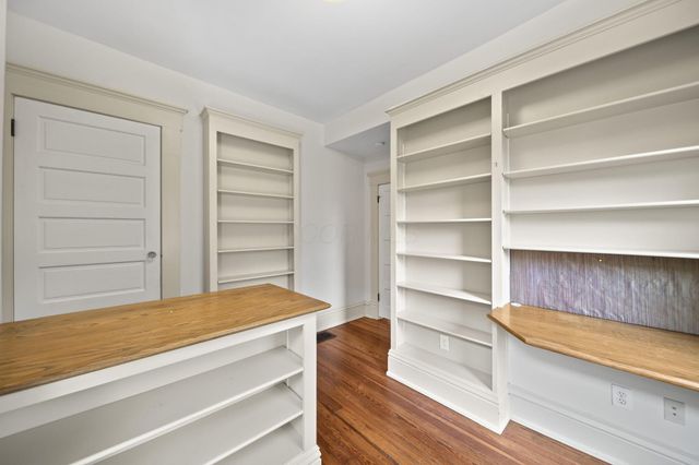 1220 Neil Avenue, Columbus, OH 43201