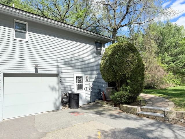 23 Country Club Lane A, Milford, MA 01757