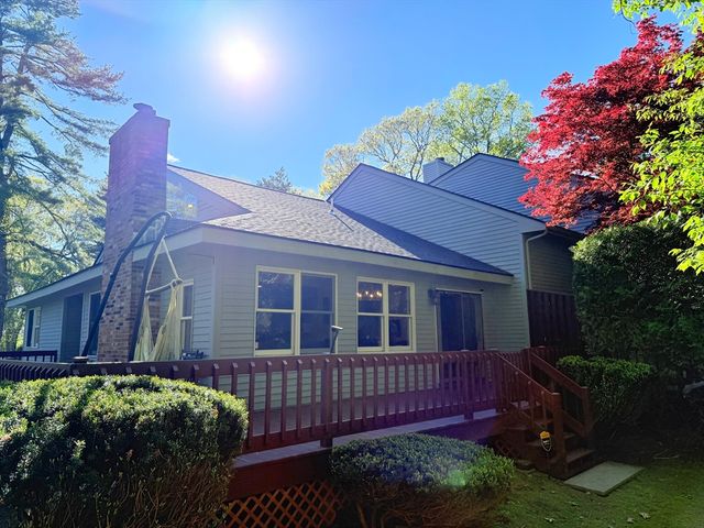 23 Country Club Lane A, Milford, MA 01757