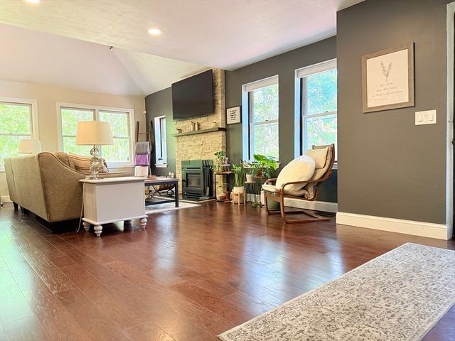 23 Country Club Lane A, Milford, MA 01757