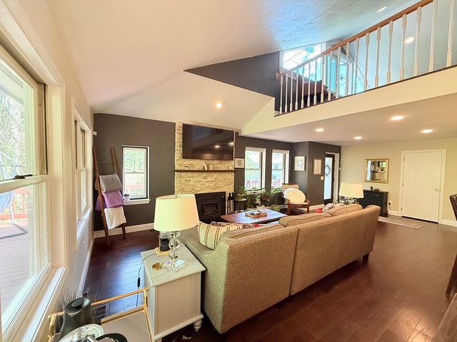 23 Country Club Lane A, Milford, MA 01757