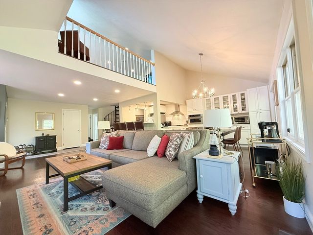 23 Country Club Lane A, Milford, MA 01757