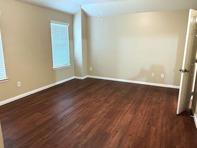 835 Darbydale Crossing Lane, Houston, TX 77090