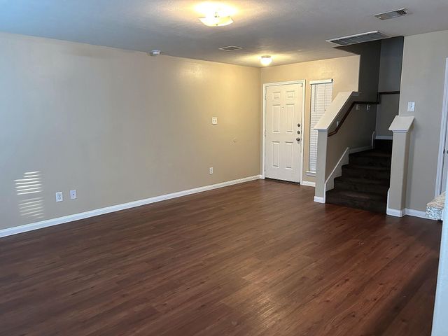 835 Darbydale Crossing Lane, Houston, TX 77090