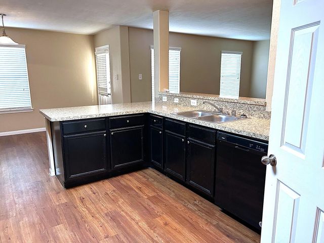 835 Darbydale Crossing Lane, Houston, TX 77090