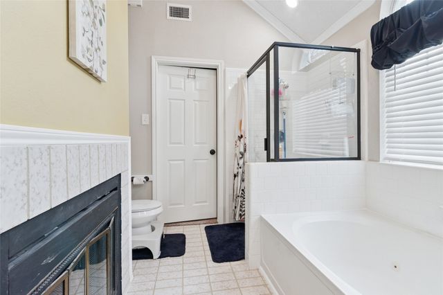 804 Clover Hill Lane, Cedar Hill, TX 75104