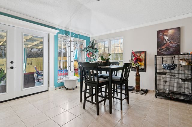 804 Clover Hill Lane, Cedar Hill, TX 75104