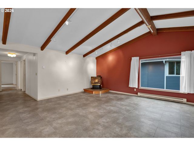 26 OCEAN DUNES Dr, Florence, OR 97439