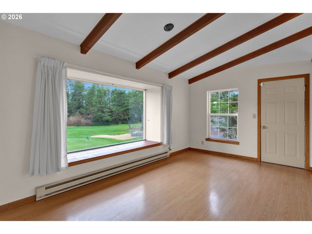 26 OCEAN DUNES Dr, Florence, OR 97439