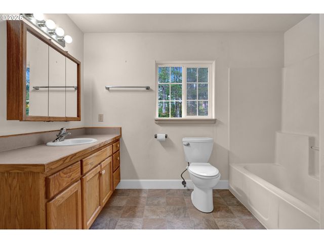 26 OCEAN DUNES Dr, Florence, OR 97439