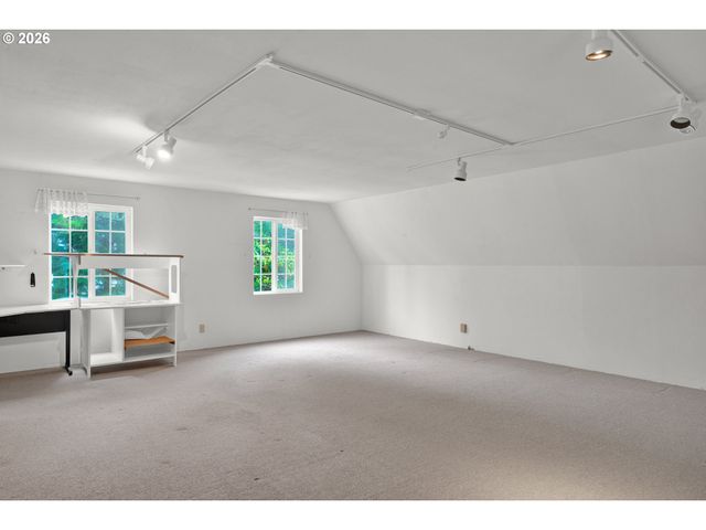 26 OCEAN DUNES Dr, Florence, OR 97439