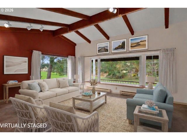 26 OCEAN DUNES Dr, Florence, OR 97439