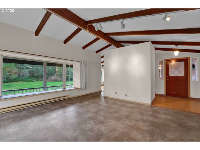 26 OCEAN DUNES Dr, Florence, OR 97439