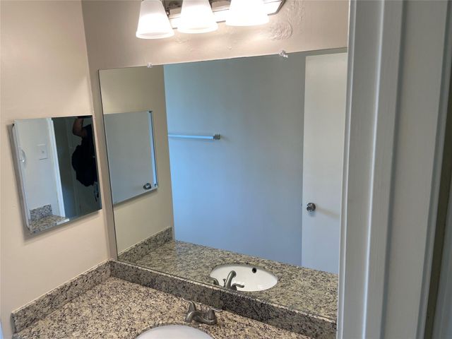11514 Dell Hollow Drive, Houston, TX 77066