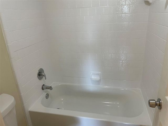 11514 Dell Hollow Drive, Houston, TX 77066