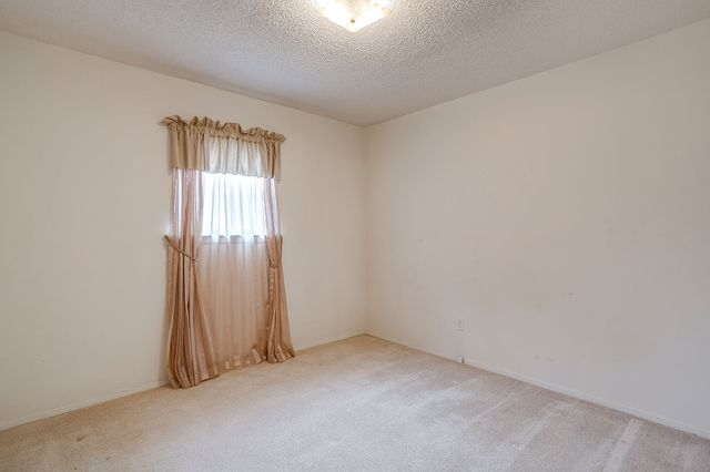 102 Roselawn Drive, Weatherford, TX 76086