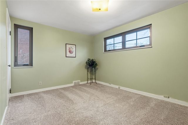 408 Burlington Rd, Forest Hills Boro, PA 15221