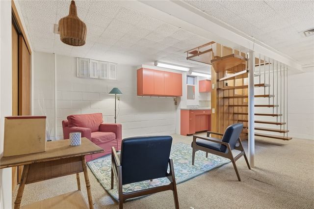 408 Burlington Rd, Forest Hills Boro, PA 15221