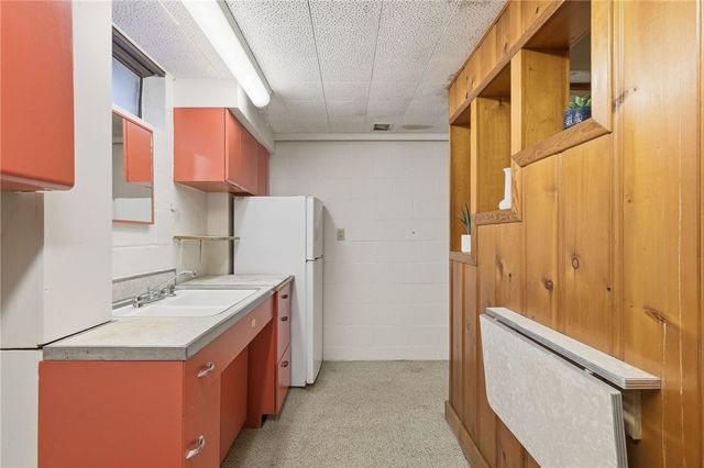 408 Burlington Rd, Forest Hills Boro, PA 15221