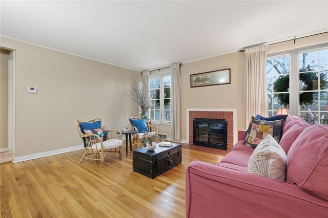 408 Burlington Rd, Forest Hills Boro, PA 15221