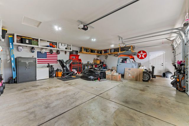 2351 Robertson Crest, Grants Pass, OR 97527