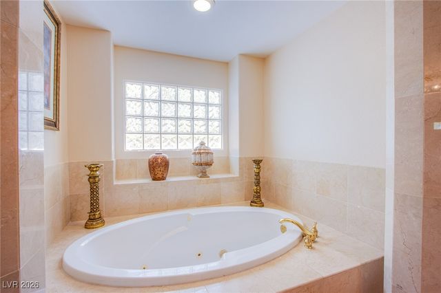 8808 Tierra Hope Court, Las Vegas, NV 89143