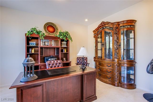8808 Tierra Hope Court, Las Vegas, NV 89143