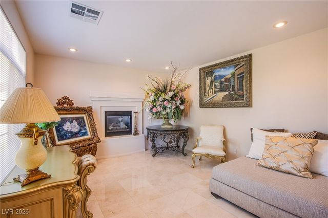 8808 Tierra Hope Court, Las Vegas, NV 89143