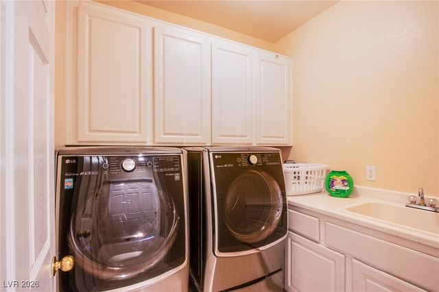 8808 Tierra Hope Court, Las Vegas, NV 89143