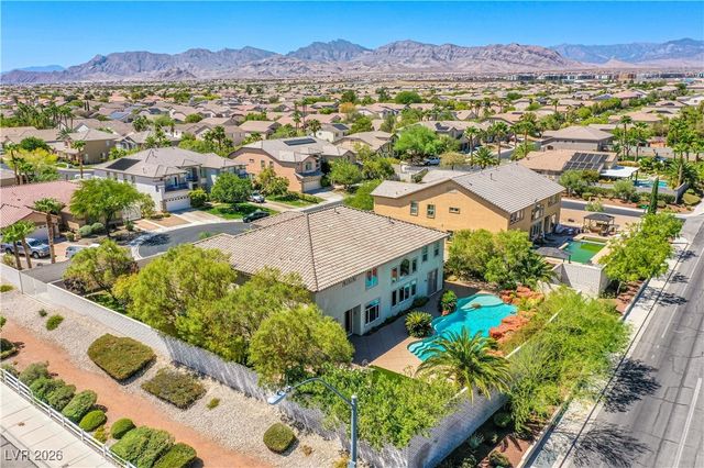 8808 Tierra Hope Court, Las Vegas, NV 89143