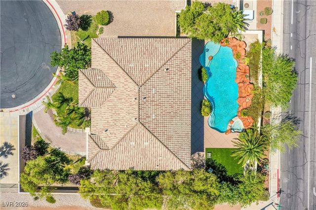 8808 Tierra Hope Court, Las Vegas, NV 89143