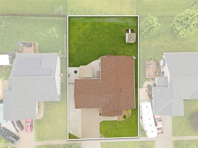 5601 Ruhd Street SW, Cedar Rapids, IA 52404