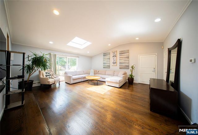 21 Meadow Street, Demarest, NJ 07627