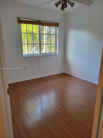 2217 NW 171st Ter, Pembroke Pines, FL 33028