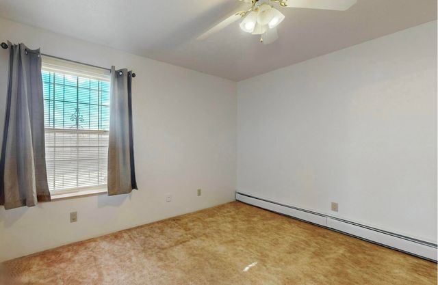 921 Romadora Lane SW, Albuquerque, NM 87121