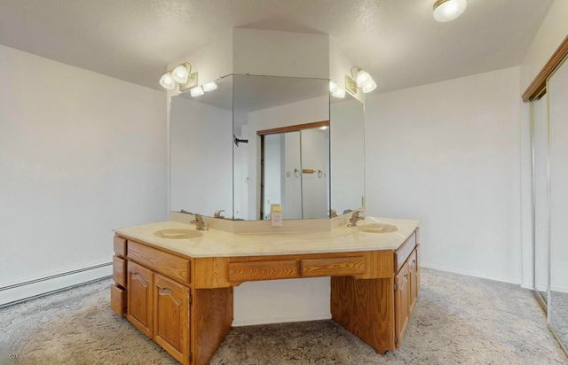 921 Romadora Lane SW, Albuquerque, NM 87121