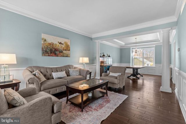 204 PENNLAND FARM DR, Perkasie, PA 18944