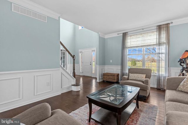 204 PENNLAND FARM DR, Perkasie, PA 18944